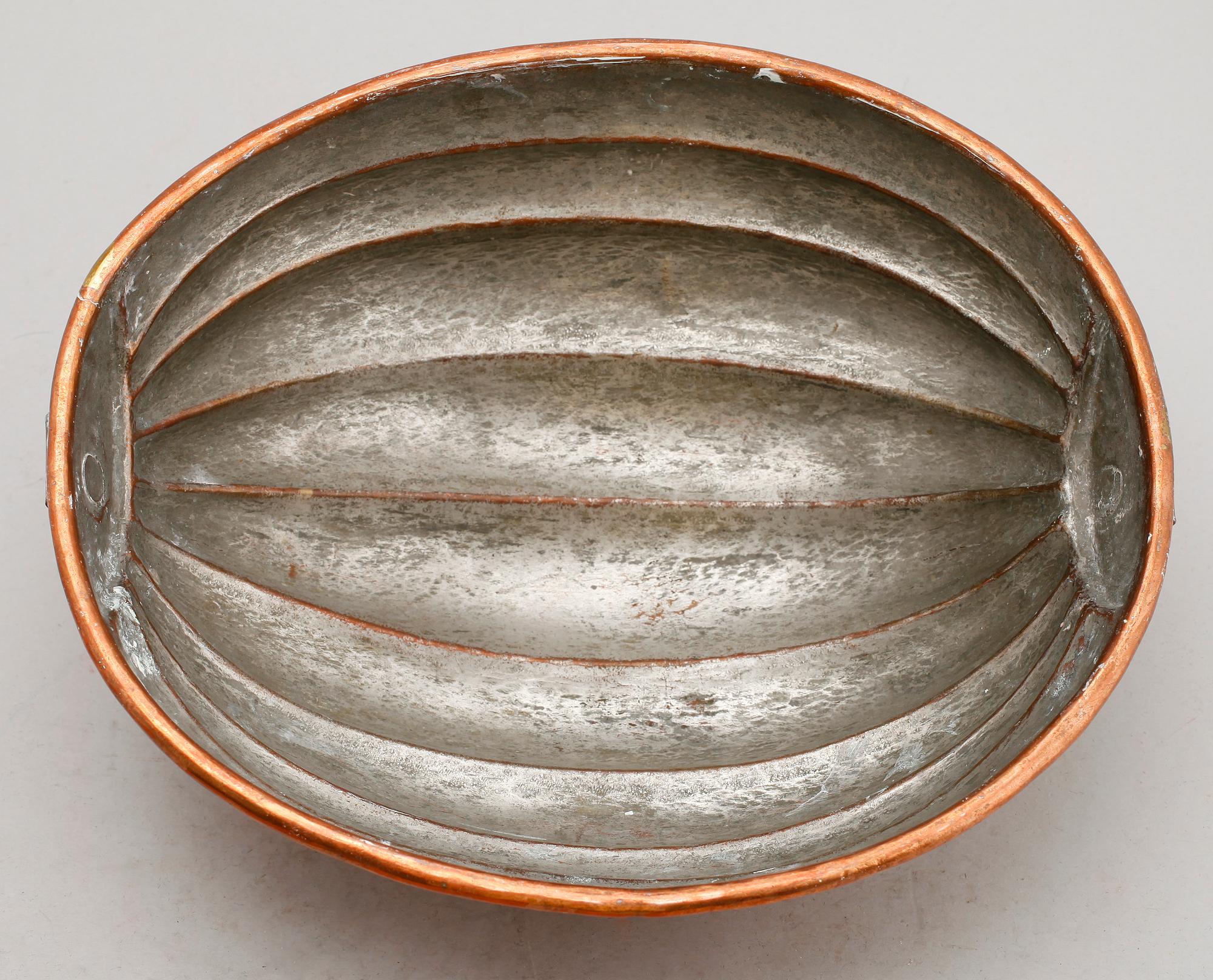 HINK OCH ALADÅBFORM, koppar, 1800-tal.