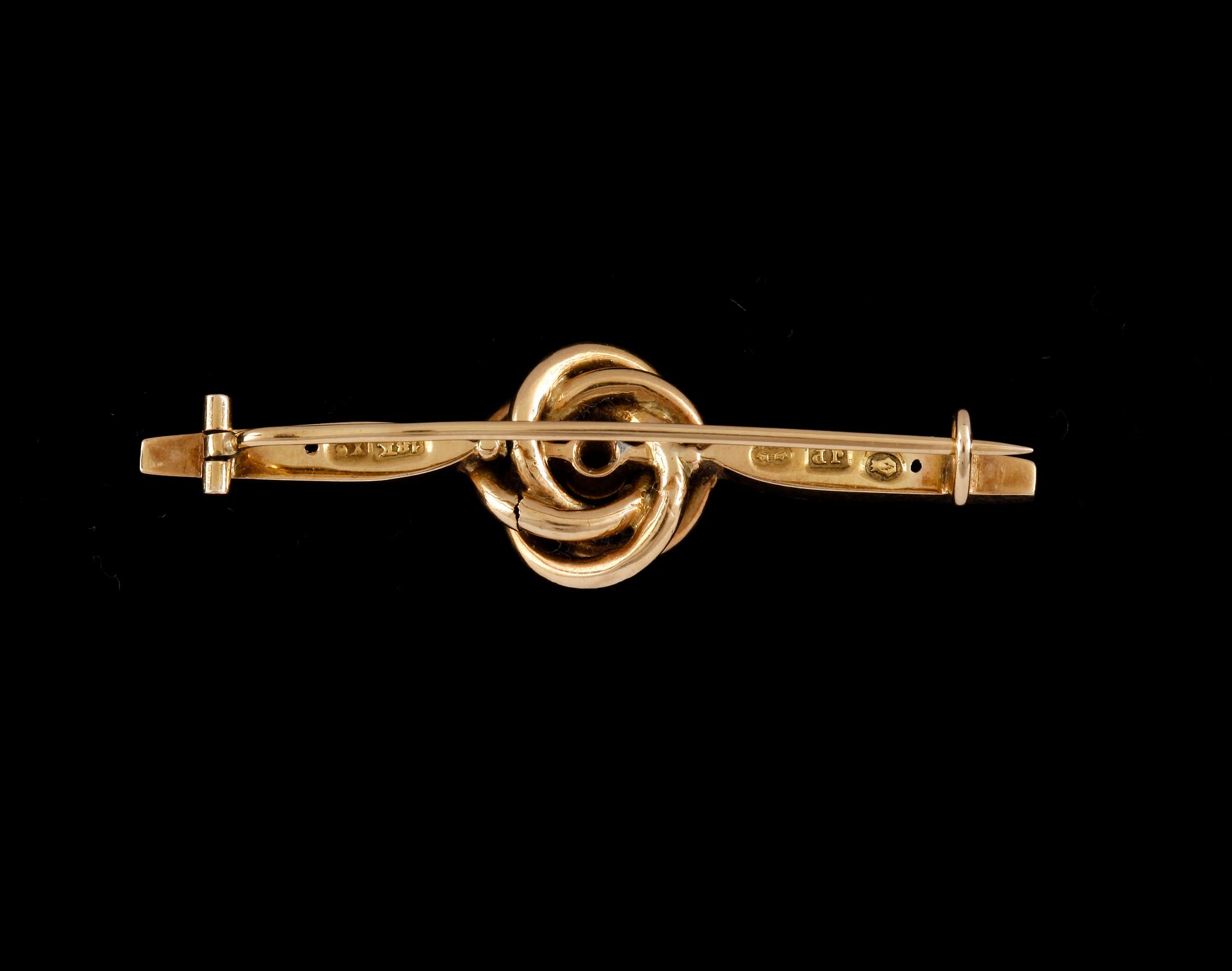 BROSCH, 18k guld med opal. John Petterson, Stockholm, 1901. Ca 3 g.