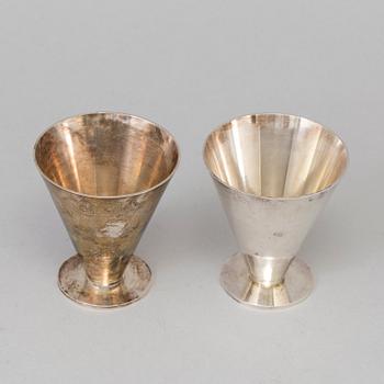 WIWEN NILSSON, a pair of sterling silver cups, Lund 1970.