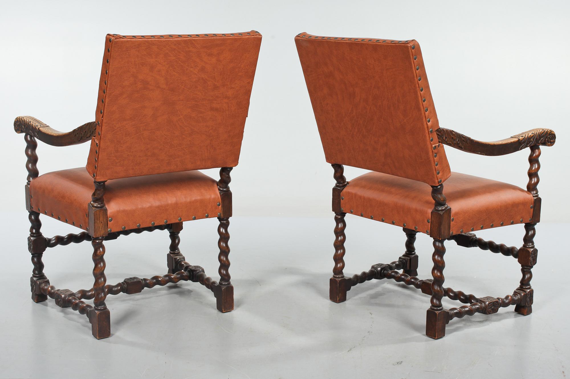 KARMSTOLAR, ett par, barockstil, 1900-talets första hälft.
