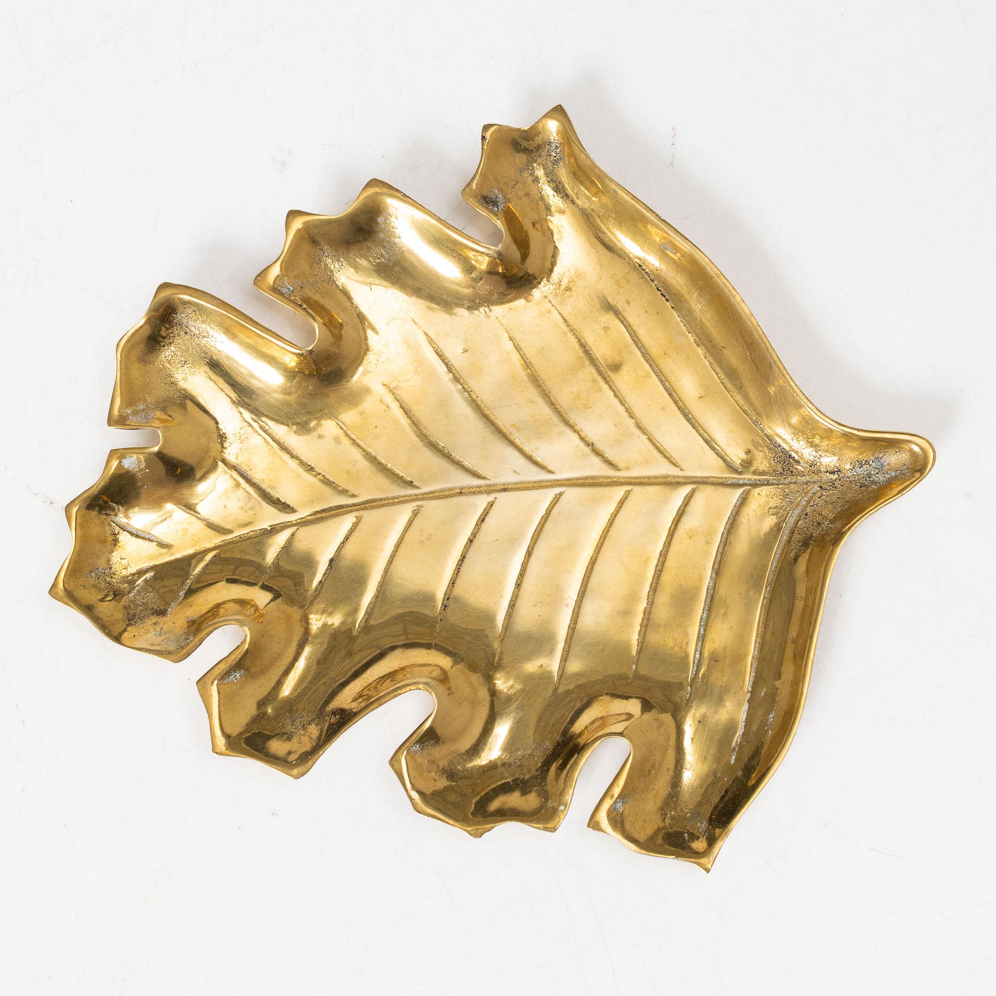 Dish and matchbox holder, Firma Svenskt Tenn.
