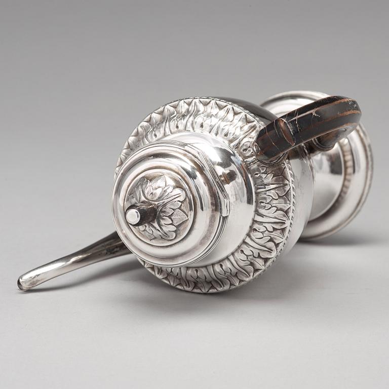 Olof Robert Lundgren, kaffekanna, silver, Åbo (1821-1882) daterad 1840, empire.