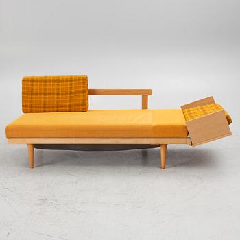 Haldor Vik & Ingmar Relling, two daybeds, "Svane", Ekornes Fabrikker A/S, Norway, circa 1970.