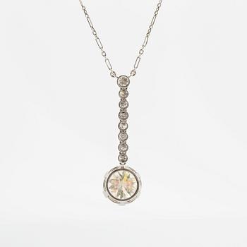 A platinum necklace set with a round brilliant-cut diamond weight ca 5.25 cts quality ca M/N vvs.