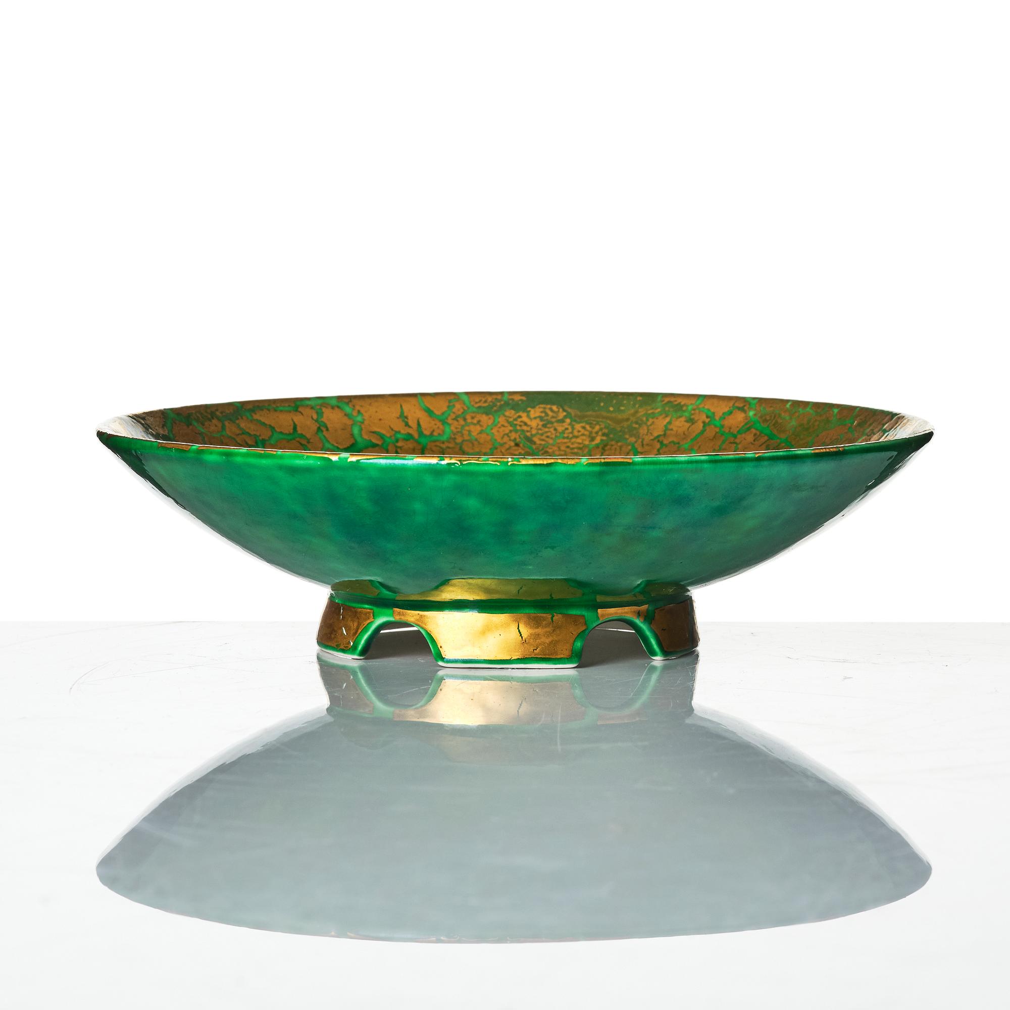 Wilhelm Kåge, outer casing, 2 pieces and bowls, 3 pieces, stoneware, Gustavsberg, most dated 1927-29.