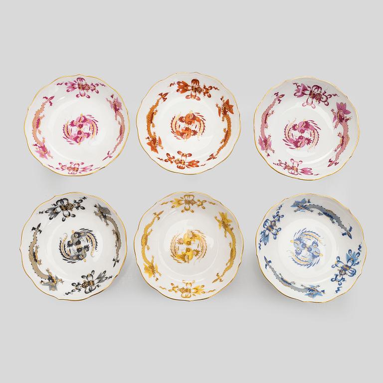 Meissen, a 6-piece set of porcelain demitasse coffee cups with saucers, "Rich Court Dragon", 20th century.