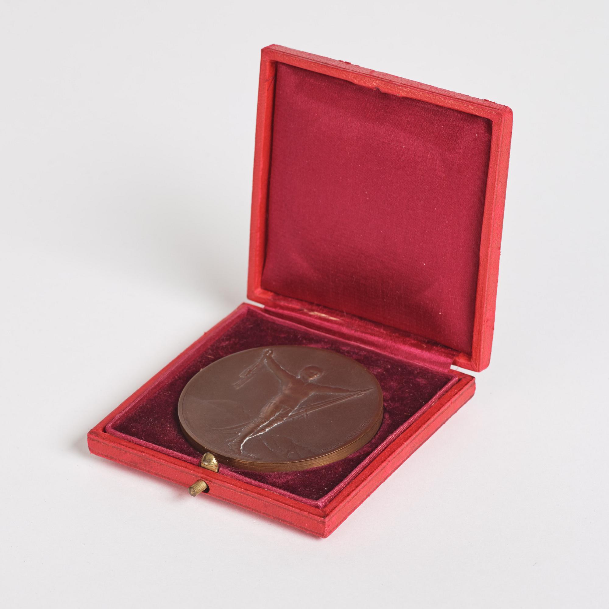 Medalj, 1:a olympiska vinterspelen Chamonix 1924 samt foto.