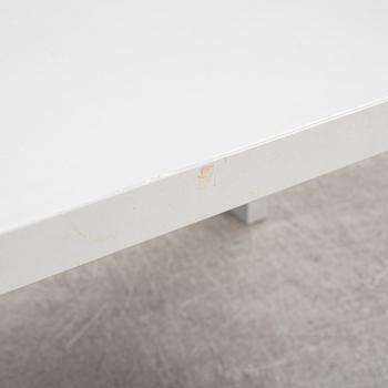 A 'Gamma' dining table by Jasper Morrison for Cappelini, designed 1998.