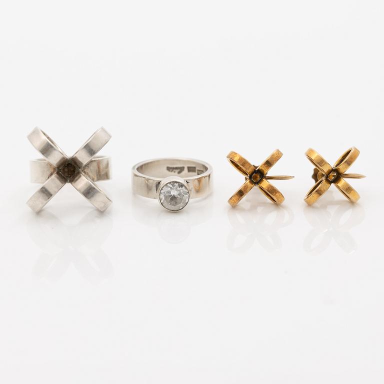 Cecilia Johansson, ringar, 2 st, samt ett par örhängen, silver och förgyllt silver.