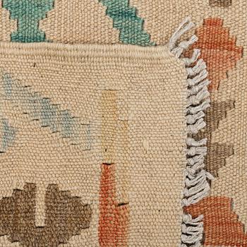 MATTA, Kelim, ca 298 x 196 cm.