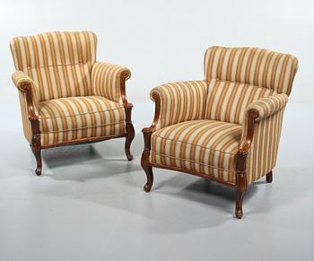 FÅTÖLJER, ett par, 1900-talets andra kvartal.