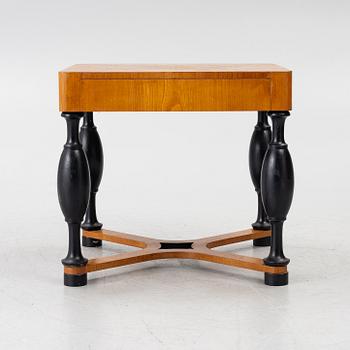 Table, Swedish Grace, first half of the 20th century.