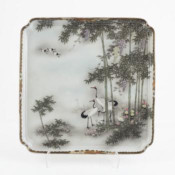 A Japanese porcelain tray, 20th century.