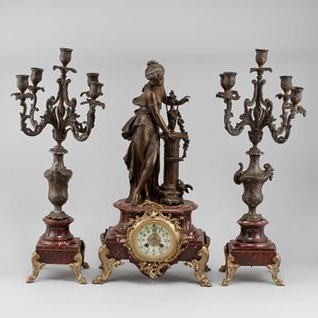 BORDSGARNITYR, 3 delar, omkring 1900-talets mitt.