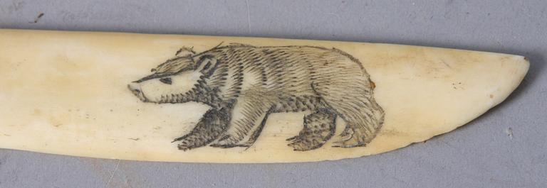 KNIV, ben, 1900-talets första hälft, otydl sign.