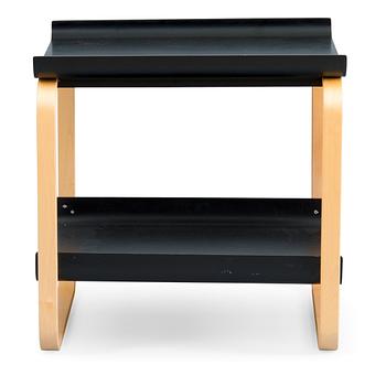 Alvar Aalto, CLOSED-FRAMED TABLE.