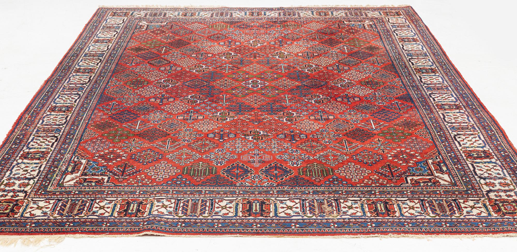 A carpet, possibly Bakhtiari, ca 309 x 230 cm.
