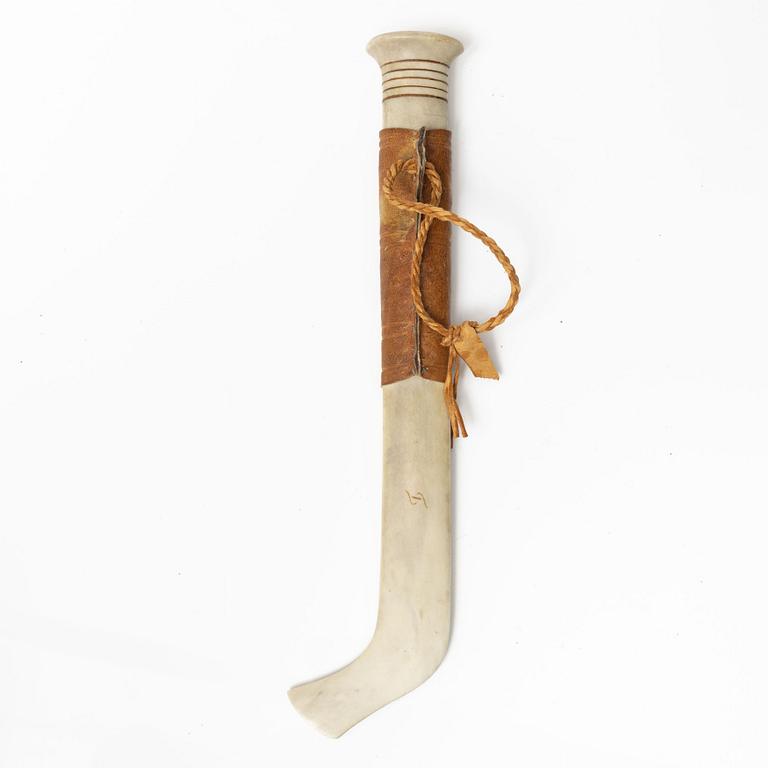Thore Sunna, halvhornskniv, signerad.