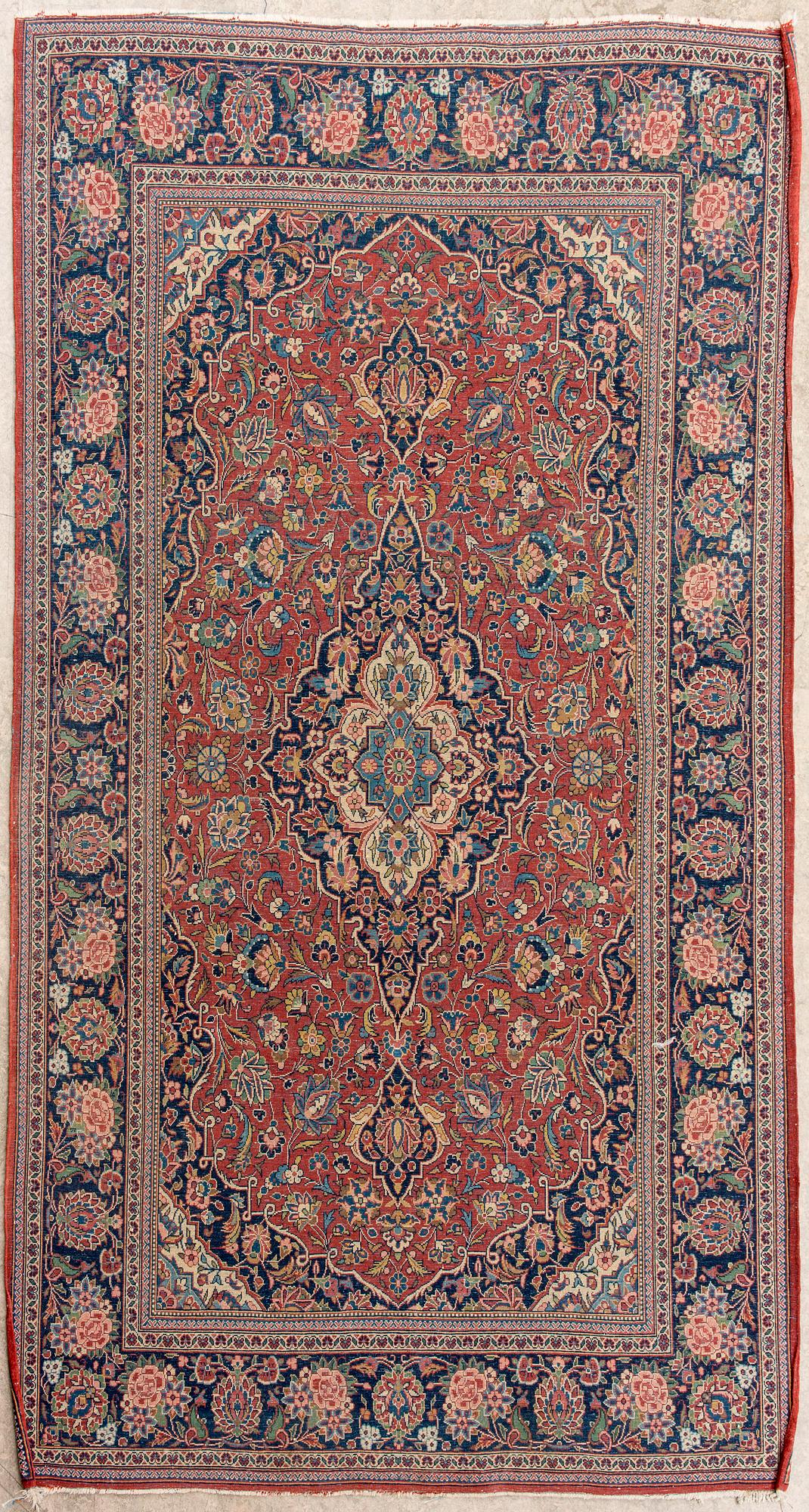 AN ANTIQUE CARPET, Keshan, Iran, 212x132 cm.