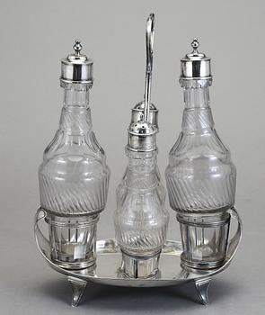 BORDSSURTOUT, nysilver och glas, 1700/1800-tal.