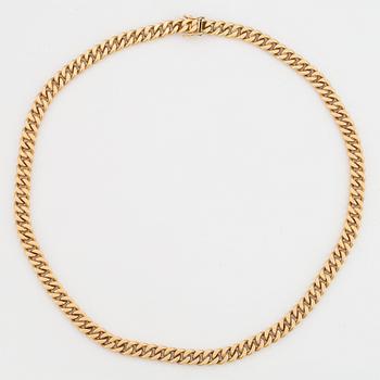 18K gold necklace.