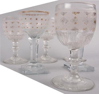 STARKVINSGLAS, 6 st (4+2), troligen Casimirsborgs. Tidigt 1800-tal.