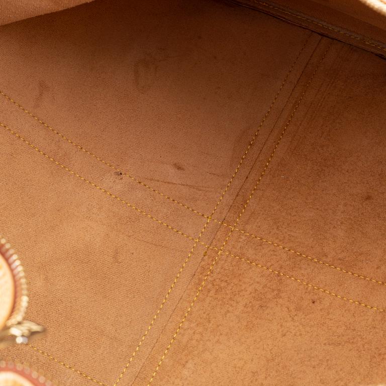 Louis Vuitton, am Epi 'Keepall 50' weekend bag.