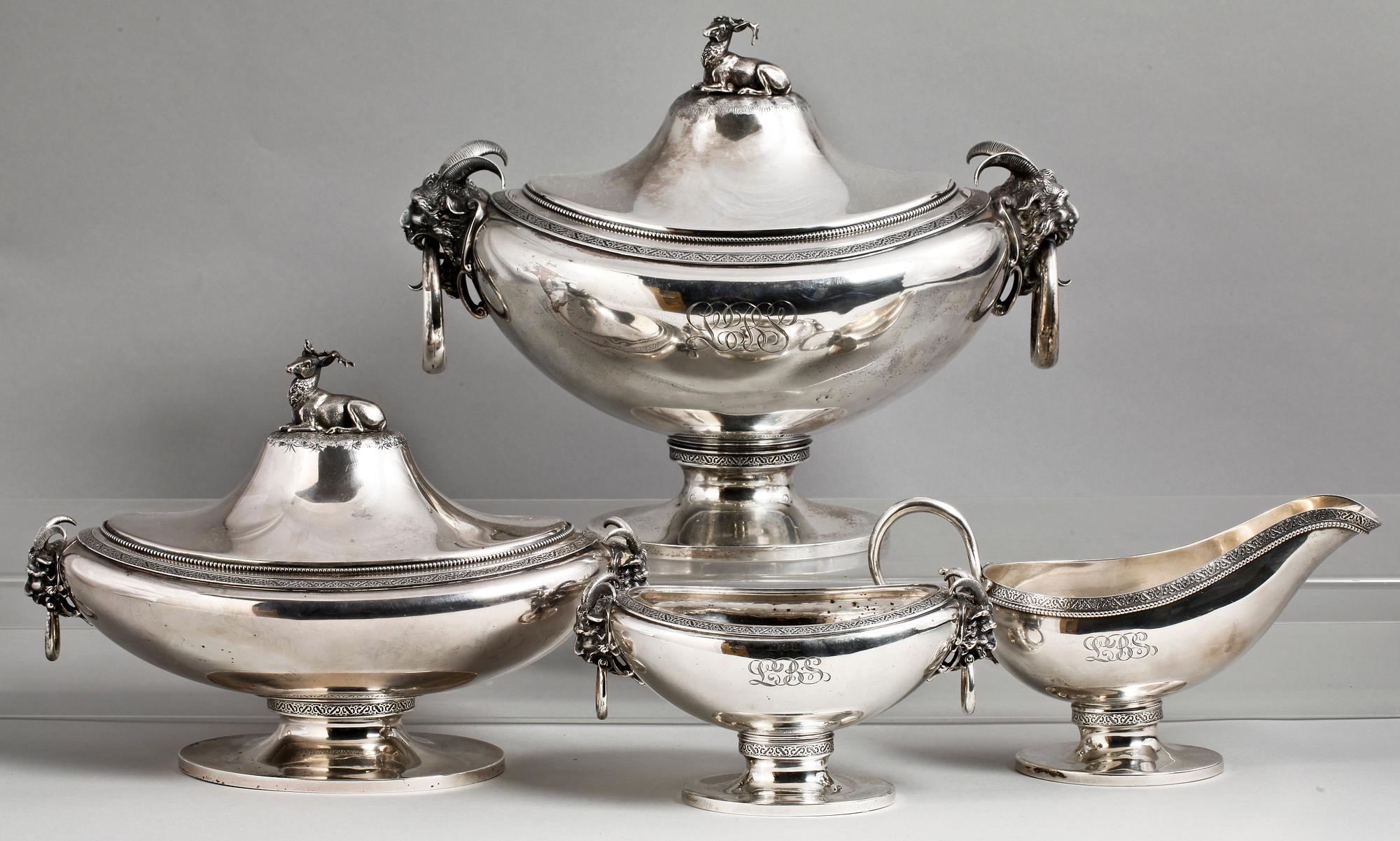 SILVERSERVIS, 4 delar. Sterlingsilver. Gorham USA, 1800-talets andra hälft. Totalvikt ca 4000gr.