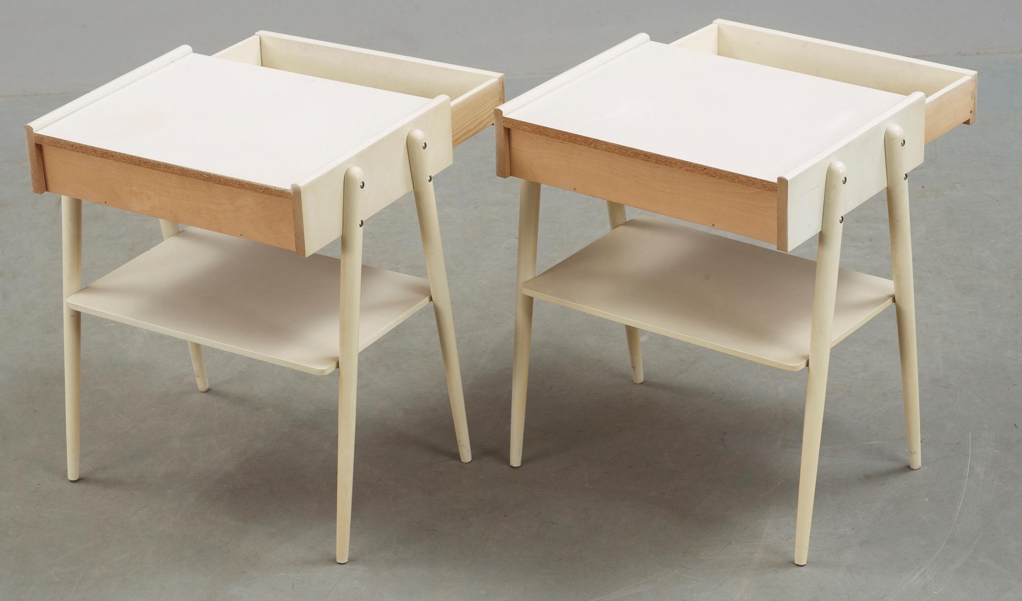 SÄNGBORD, ett par, Carlström & Co Möbelfabrik, 1900-talets andra hälft.