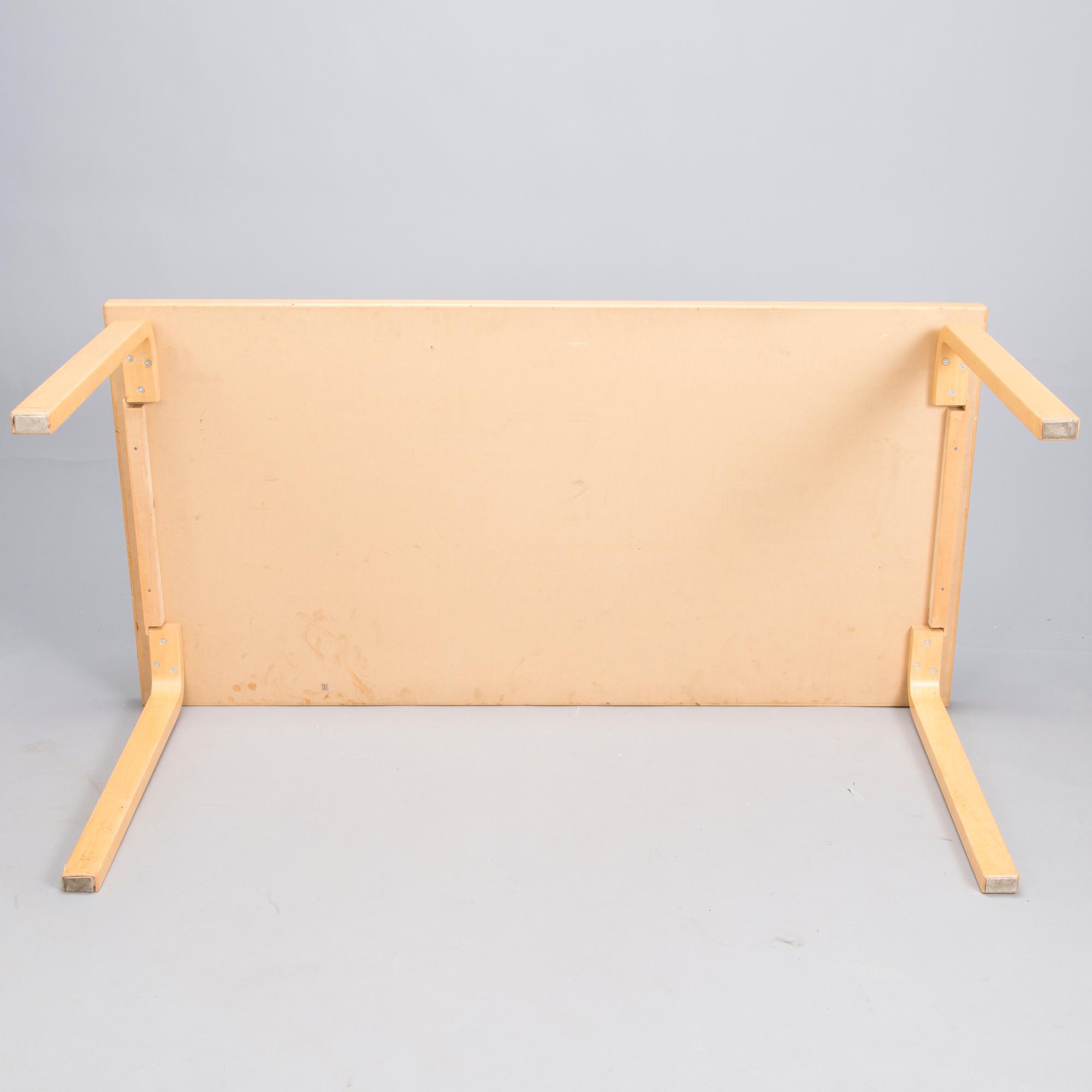 ALVAR AALTO, a late 20th century  '81A', table for Artek.