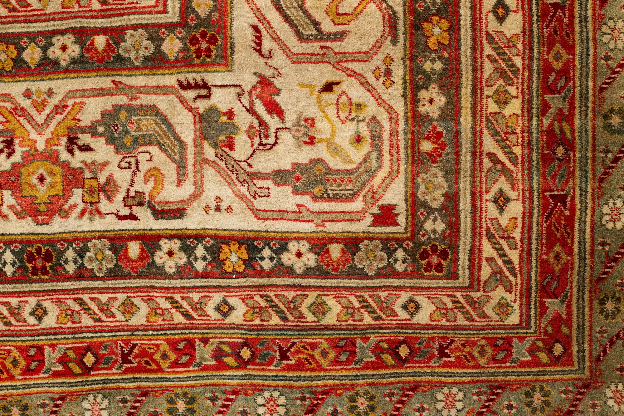Matta, antik Indisk, sannolikt Agra, ca 467,5-474 x 369,5-374 cm.