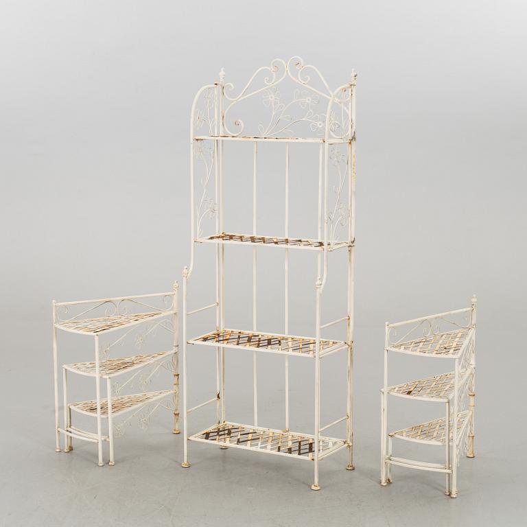 ETAGERER/BLOMBORD, ett par och HYLLA, metall, 1900-talets slut.