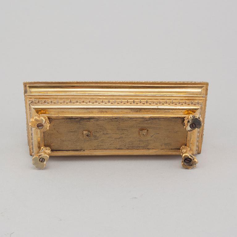 A bronze ink-stand in Empire style, around year 1900.