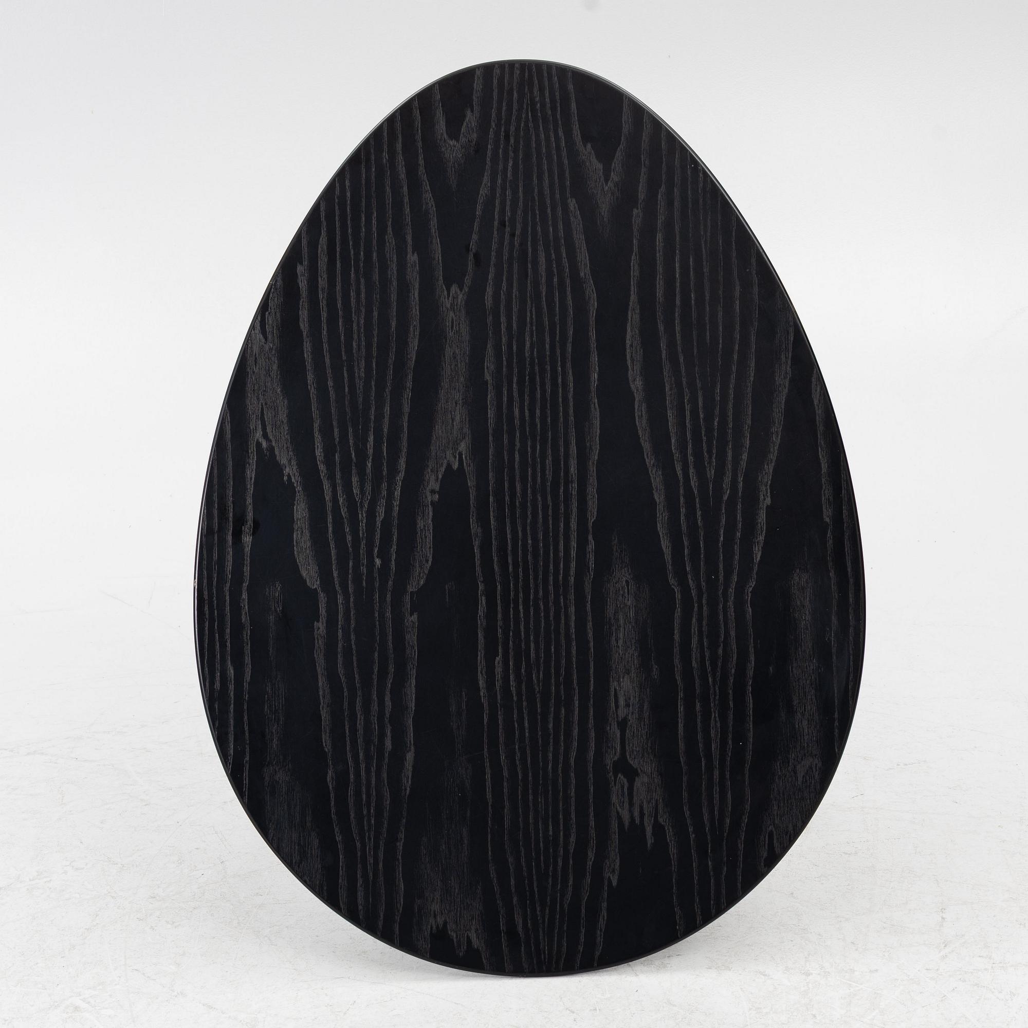 Arne Jacobsen, A table, “3603”, anniversary edition, Fritz Hansen, 2002.