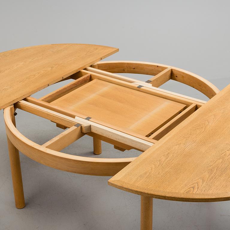 A second half of the 20th century oak Børge Mogensen "Öresund" dining table from Karl Andersson & Söner.