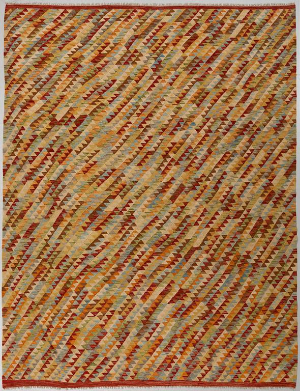 a carpet, Kilim, ca 332 x 253 cm.