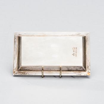 FABERGÉ NEEDLE TRAY, silver. St.Petersburg, c. 1900. Weight 105 g.