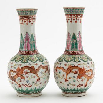 A pair of Chinese porcelain 'dragon' vases, presumably first half of the 20th Century.