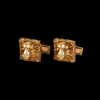 1016. A pair of Van Cleef & Arpels cufflinks. No. B9057R3.