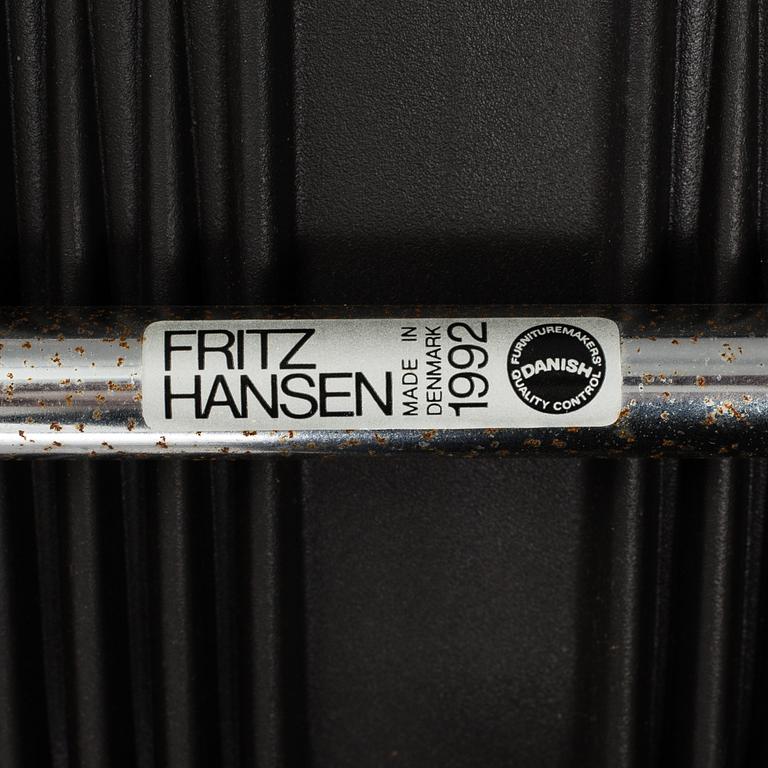 ALFRED HOMANN,"Ensemble" a pair of chairs, Fritz Hansen 1992.