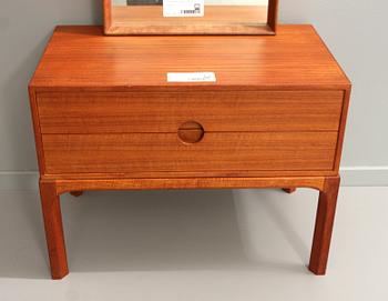 BYRÅ, design Aksel Kjersgaard. Odder Danmark. SPEGEL, 1960-tal.