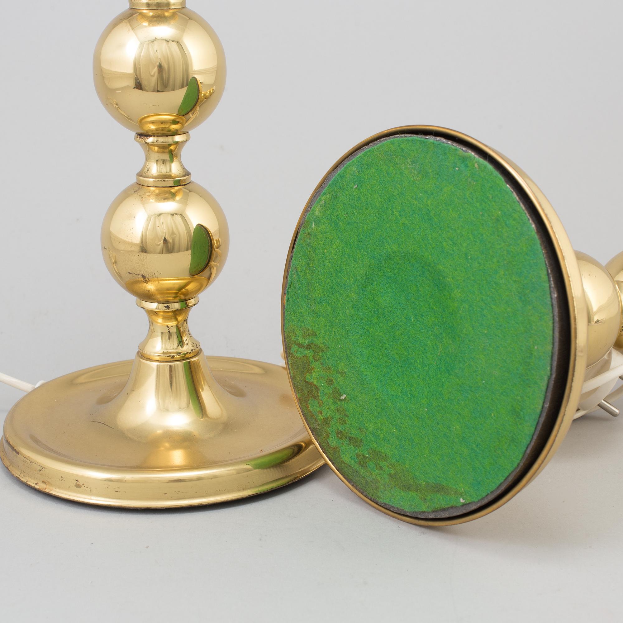 A pair of brass 1970s table lamps.