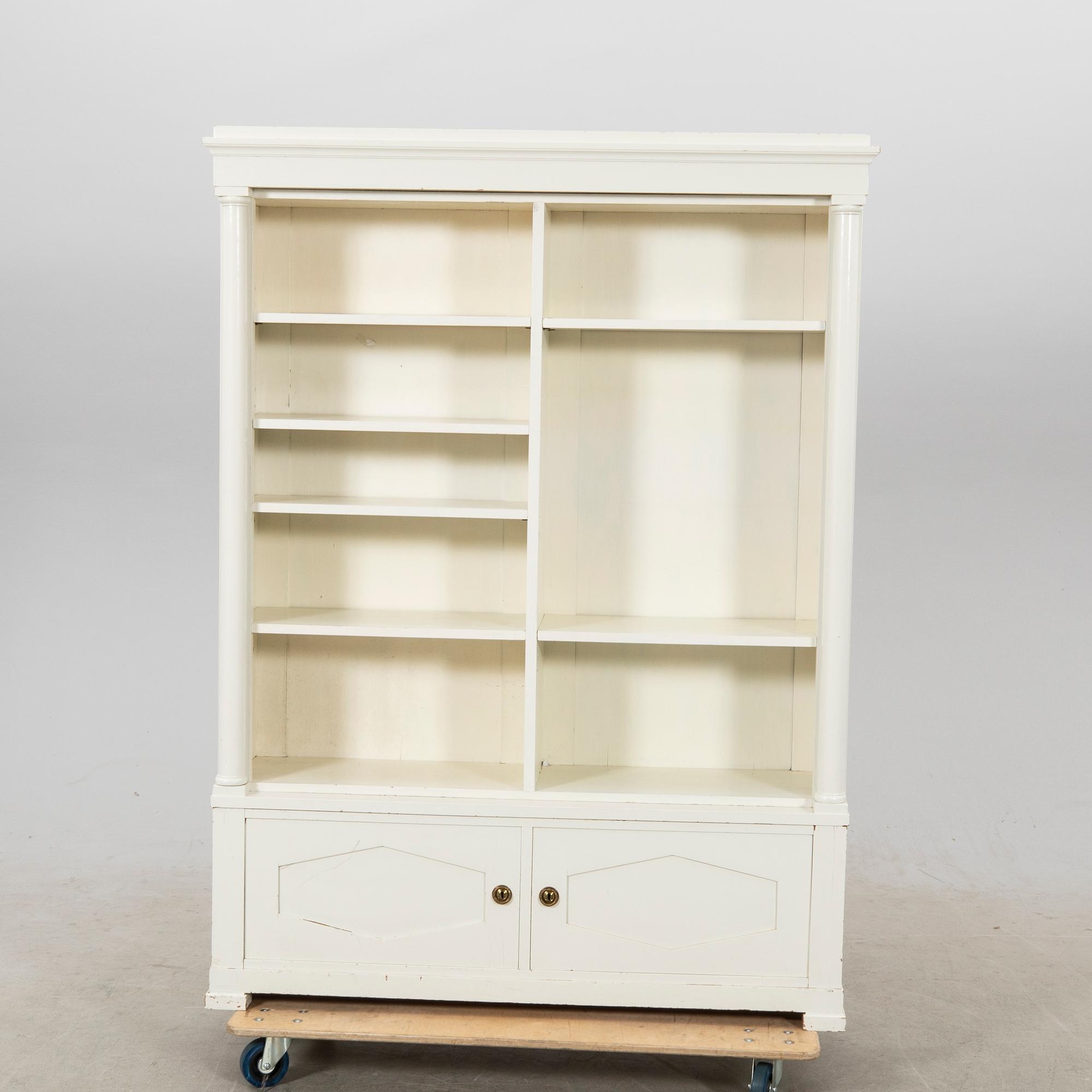 Bookcase, first half of the 20th century.