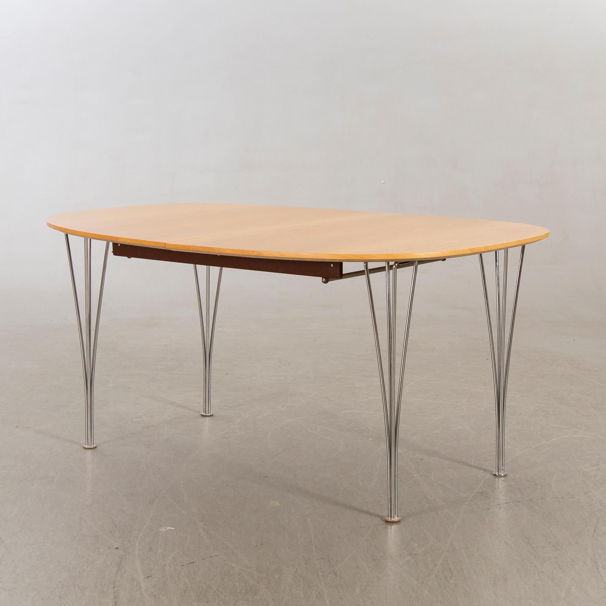 Piet Hein & Bruno Mathsson table, "Superellips", Bruno Mathsson International, second half of the 20th century.