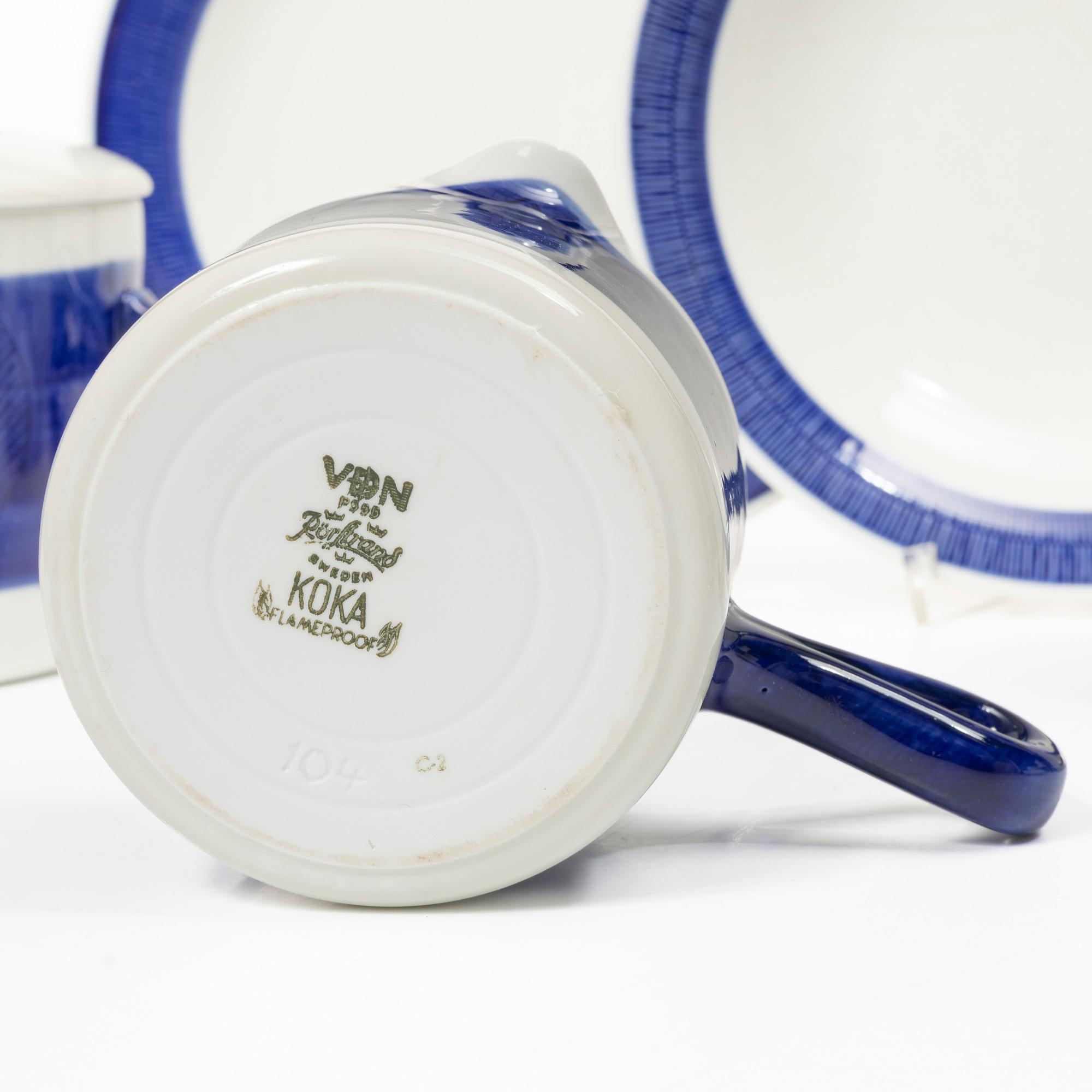 Hertha Bengtson, Dinner service, 55 pieces, porcelain, “Koka Blå”, Rörstrand.