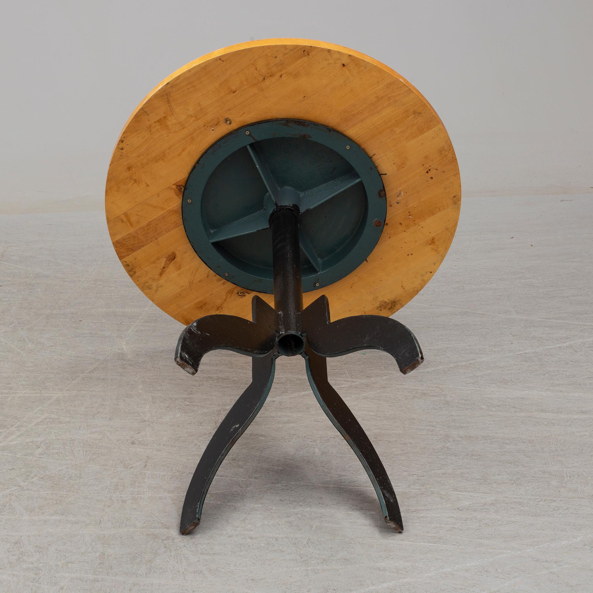 JONAS BOHLIN, bord, "Triptyk II", Källemo, Värnamo, modell formgiven 1988.