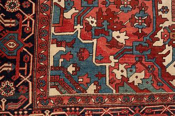 Matta, antik/semiantik Heris, ca 356 x 298 cm.