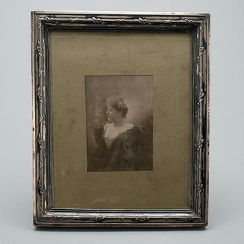 FOTORAM, silver, något otydliga stämplar, troligen Paris, omkring 1900.