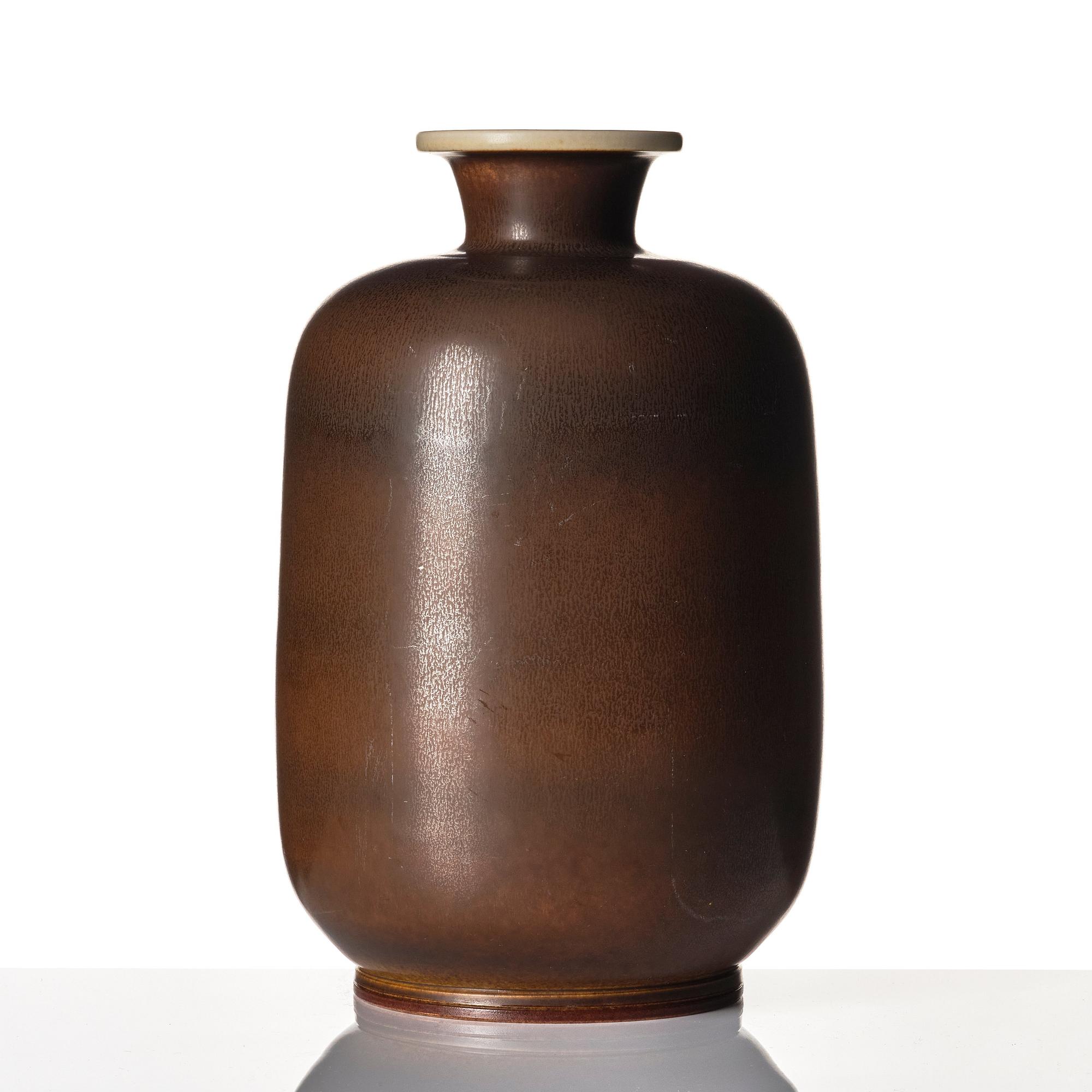 Berndt Friberg, a stoneware vase, Gustavsberg studio, Sweden 1968.