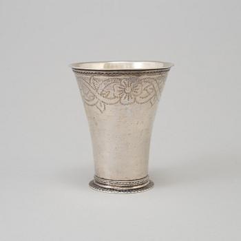 BÄGARE, silver, Erik Ahlin, Enköping 1763. Vikt ca 65 gram.